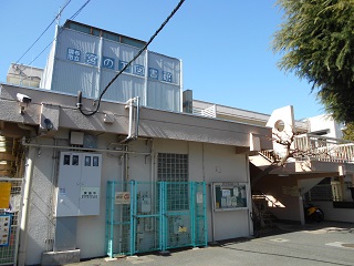 調布市立図書館宮の下分館の写真